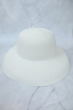 Pălărie albă - wear.ro